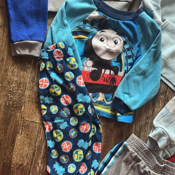 2T Character Bundle - Picture 3 of 5